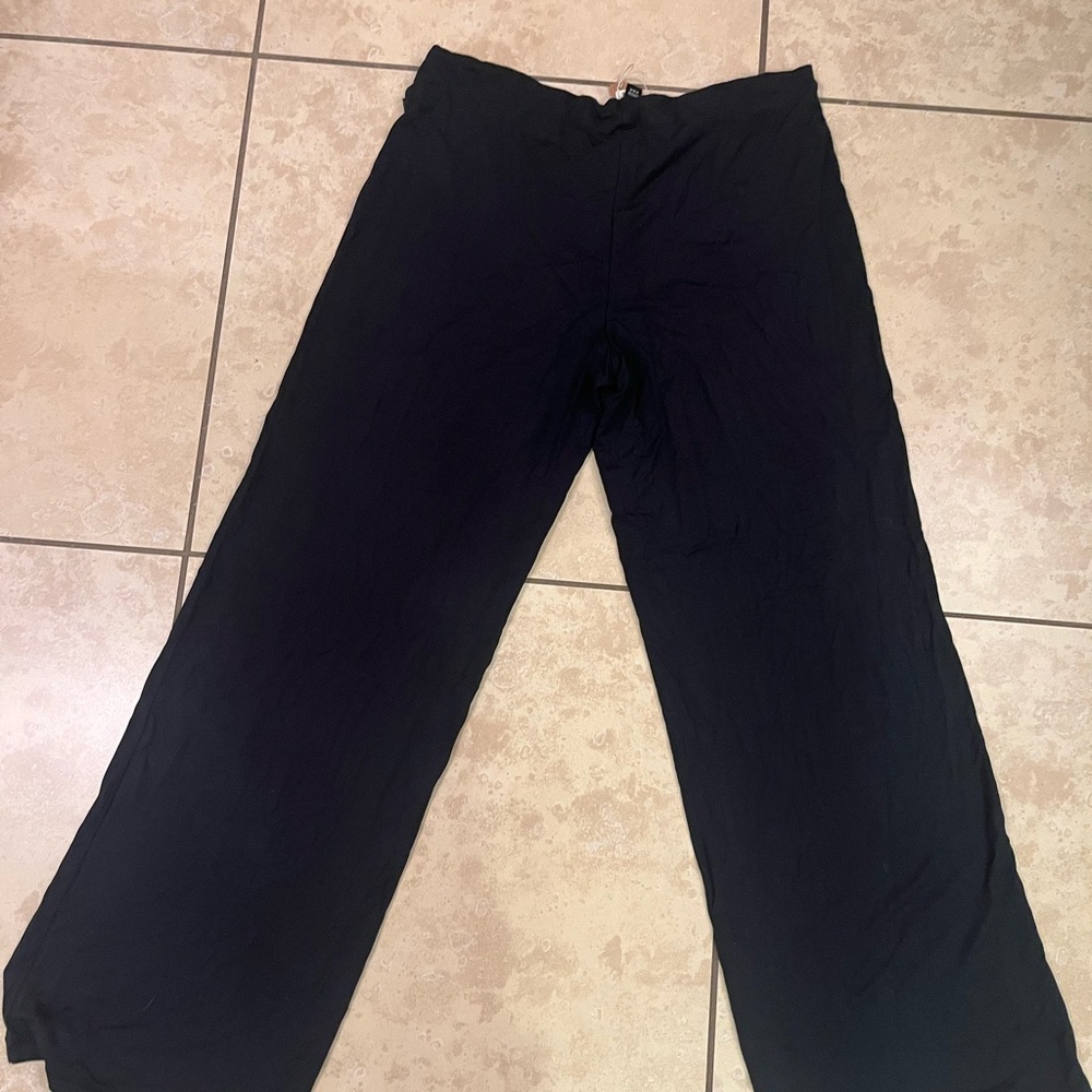 SKIMS Onyx (Black) Boyfriend Loose Pants - Picture 3 of 3